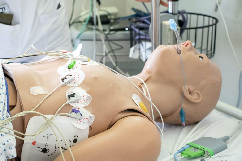 mannequin intubé